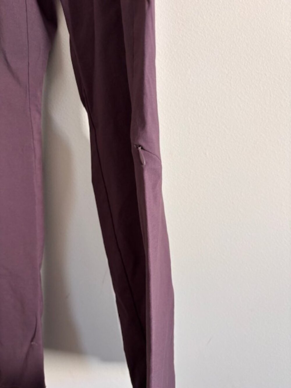Y2K Athleta low rise cargo pants - size 8 - Picture 5 of 8